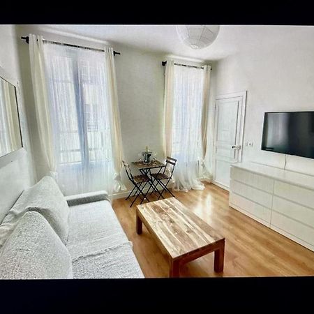 Cute One Bedroom In Le Marais 파리 외부 사진