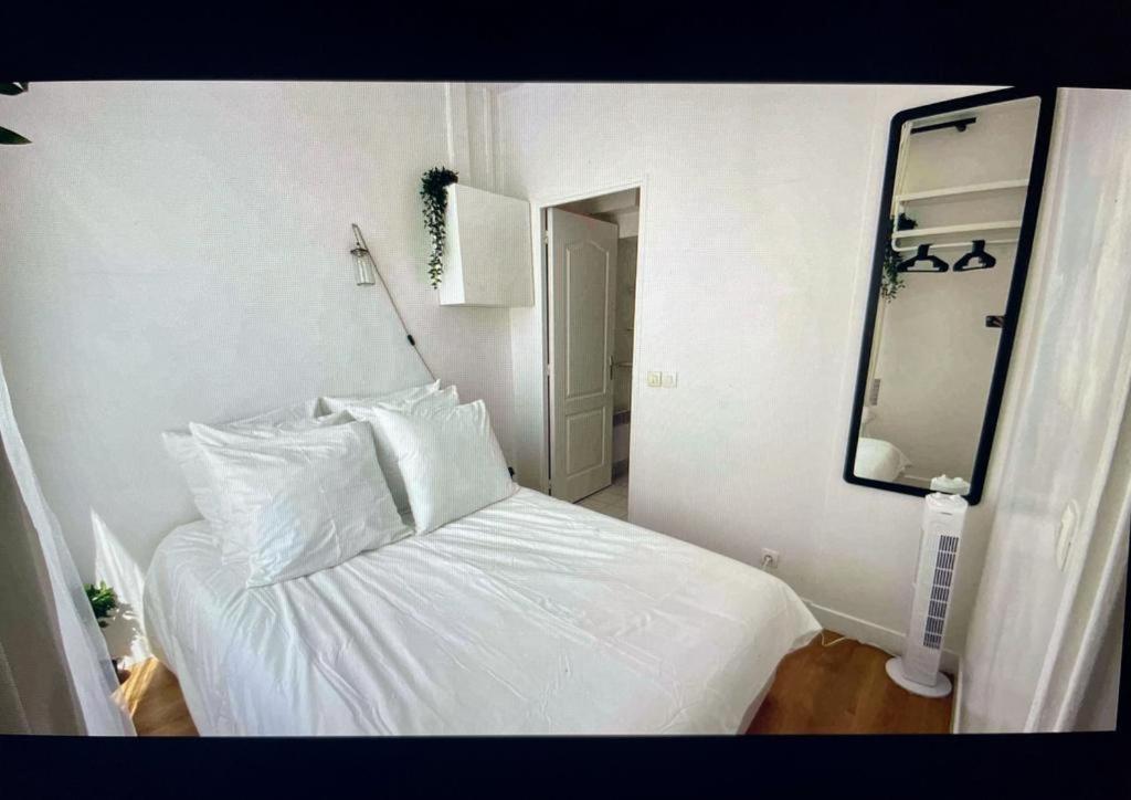 Cute One Bedroom In Le Marais 파리 외부 사진